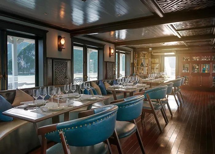 Paradise Sails Cruise