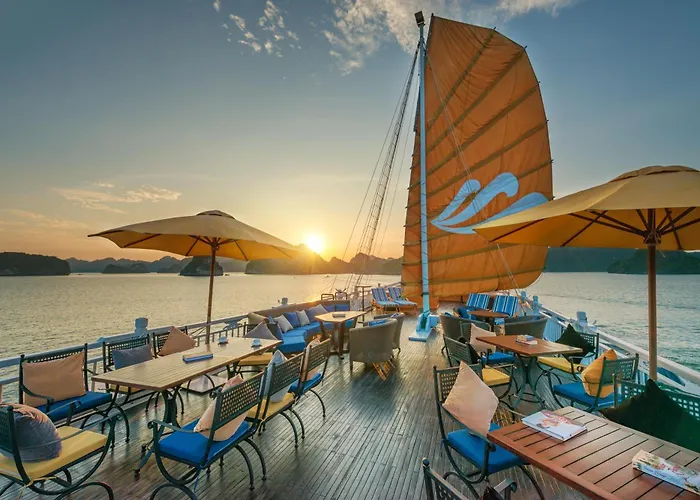 Paradise Sails Cruise 5* Hạ Long
