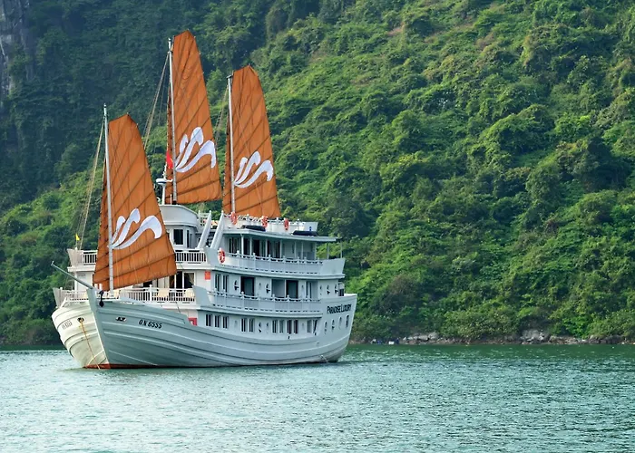  Paradise Sails Cruise Hạ Long