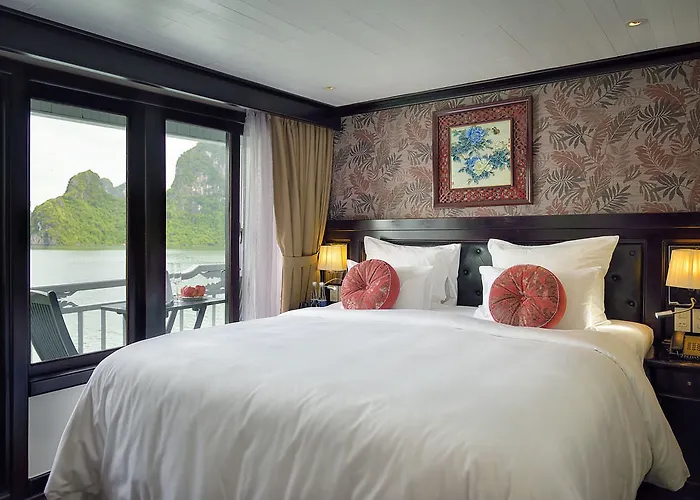  Paradise Sails Cruise Hạ Long