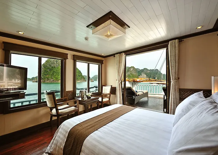 Paradise Sails Cruise